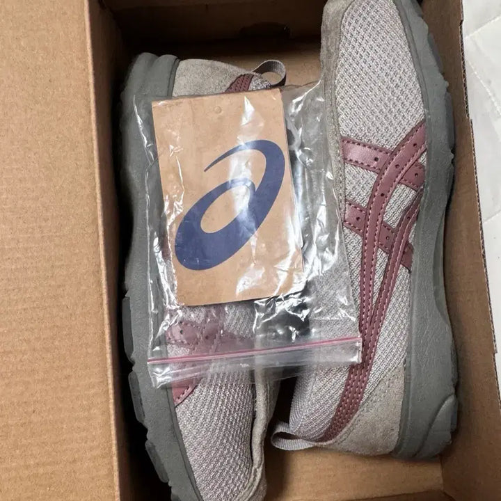 [BUNJANG] Asics Life Walker Gray Sneakers / 아식스 라이프워커 핑크 215 (우먼 여성 220 210 웜 그레이)