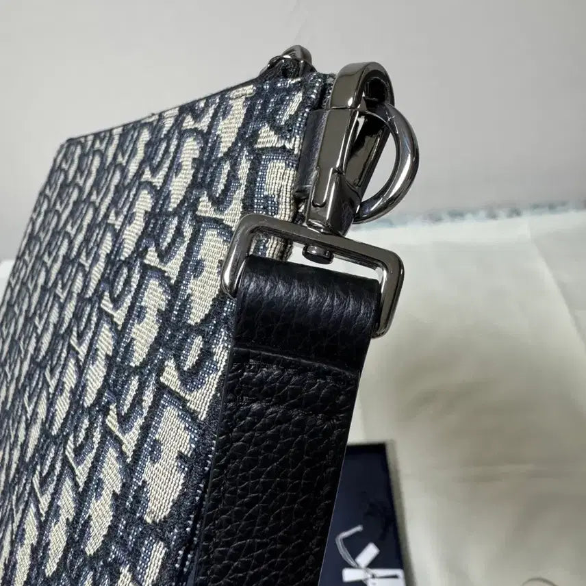 [BUNJANG] Dior Oblique A5 Pouch / 디올 오블리크 A5 파우치