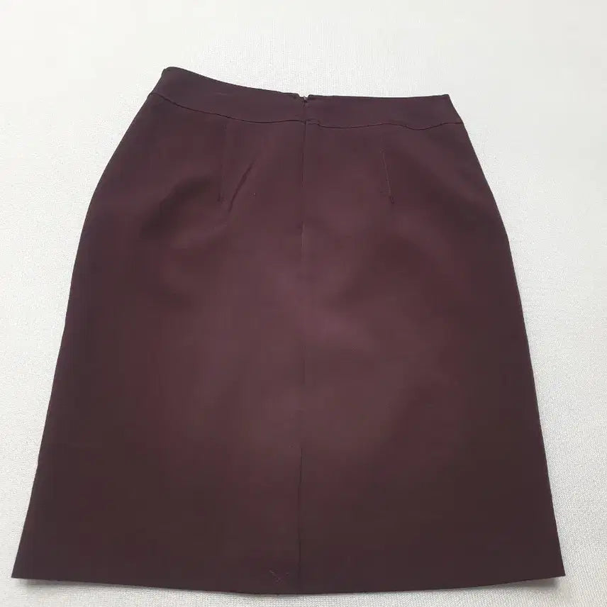 [BUNJANG] Clovis Burgundy Button Skirt (Waist 28) / 클로비스 버건디 버튼 스커트 허리28