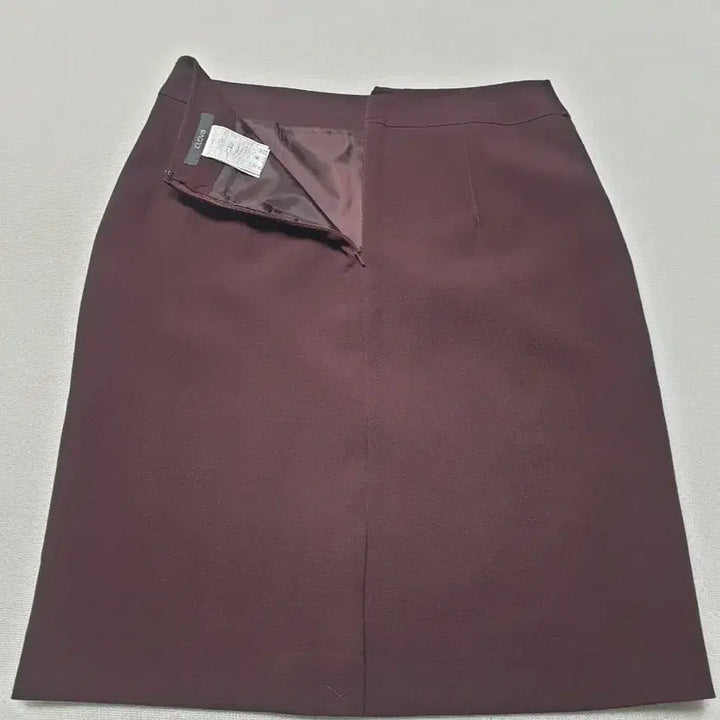 [BUNJANG] Clovis Burgundy Button Skirt (Waist 28) / 클로비스 버건디 버튼 스커트 허리28
