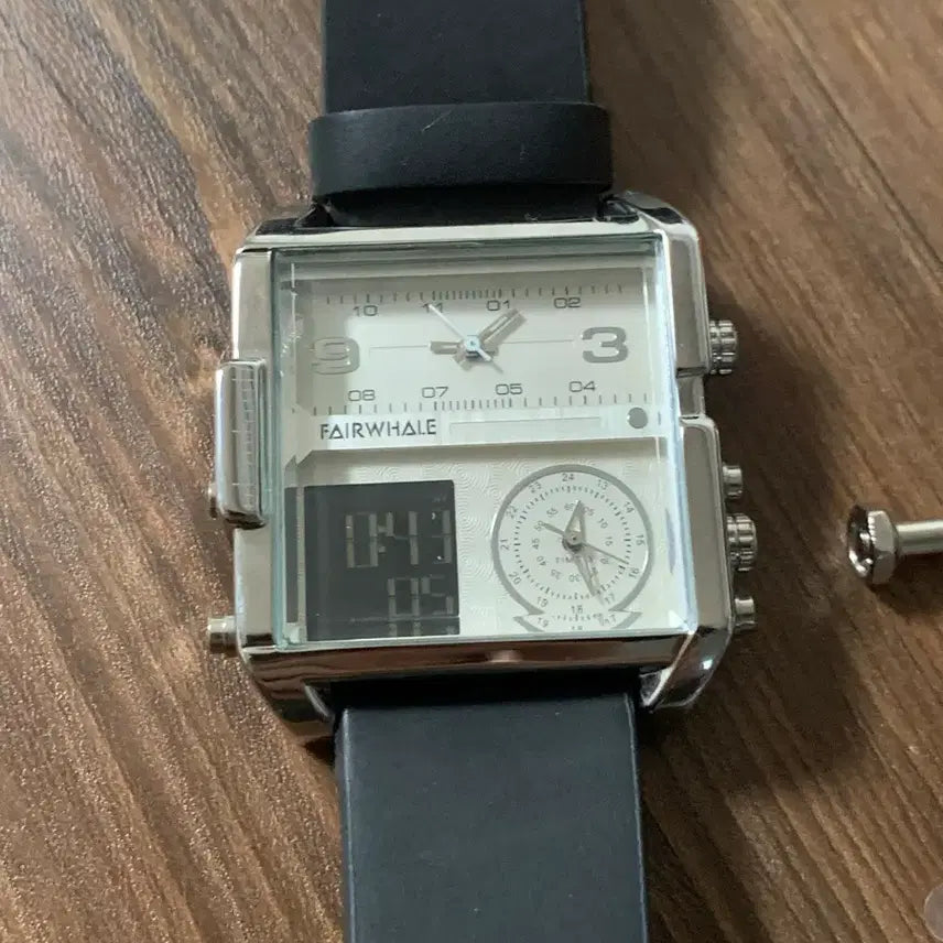 [BUNJANG] Anadez Multi-Time Wristwatch / FAIRWHALE 아나디지 멀티타임 특이한 손목시계