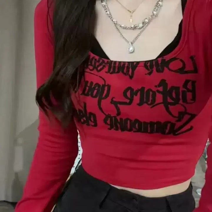 [BUNJANG] Lettering Print Crop Long Sleeve T-shirt Red / 레터링 프린팅 크롭 긴팔 티셔츠 레드