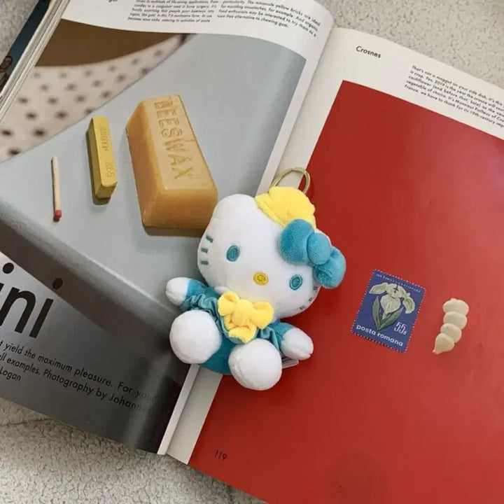 [BUNJANG] Hello Kitty Yellow Ribbon Cap Doll Keyring / (정품)헬로키티 노란 리본캡모자 인형키링 열쇠고리(새상품)