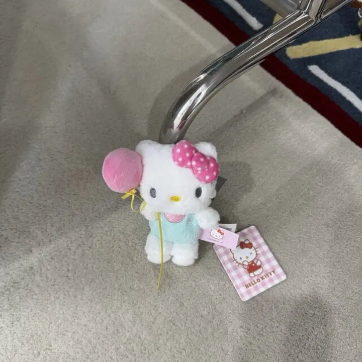 [BUNJANG] Hello Kitty Pink Balloon Keyring / (정품)헬로키티 핑크벌룬 인형키링 열쇠고리(새상품)