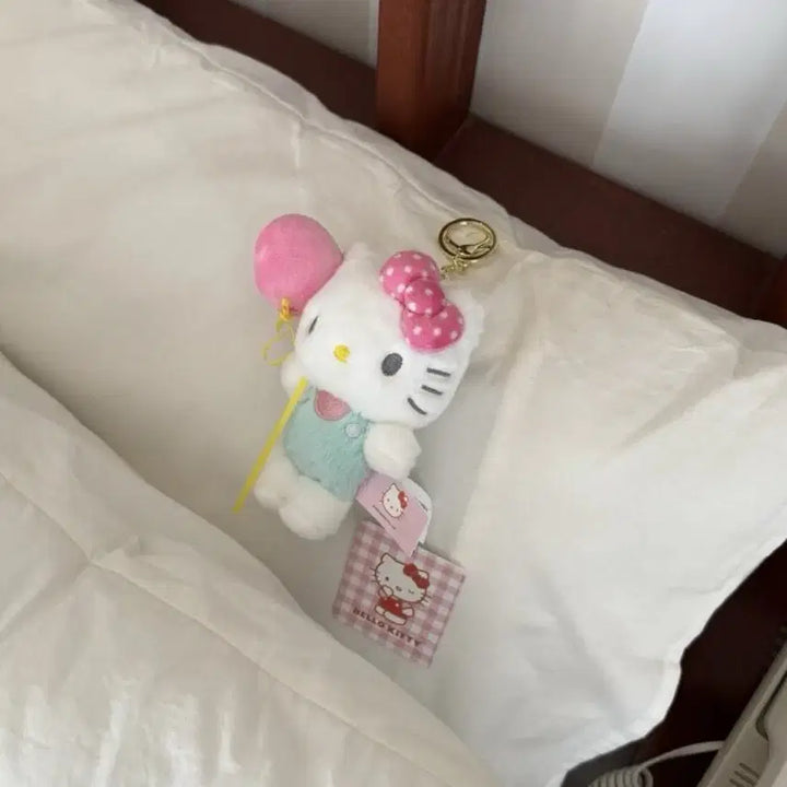 [BUNJANG] Hello Kitty Pink Balloon Keyring / (정품)헬로키티 핑크벌룬 인형키링 열쇠고리(새상품)