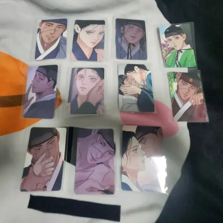 [SOLD OUT] 칼과꽃 컬렉션 포토카드 개봉