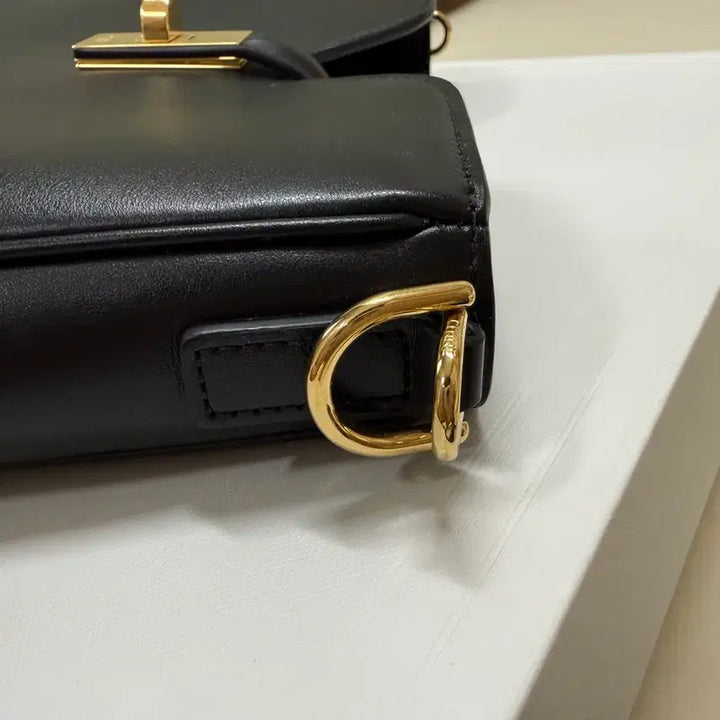[BUNJANG] Celine Small 16 Soft Bag Black / 셀린느 스몰 까미유 16 소프트 백 블랙(새상품급)