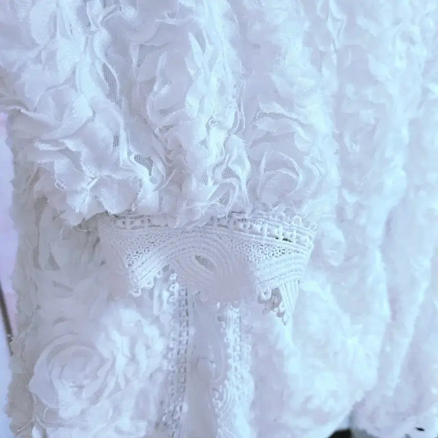 [BUNJANG] Rose Blouse / 로즈 블라우스