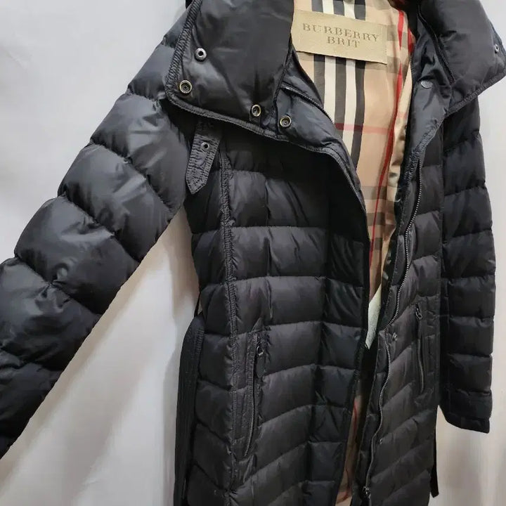 [BUNJANG] Burberry Belted Down Women's Padded Jacket / (정품)버버리 브릿 벨티드 다운 여성 패딩