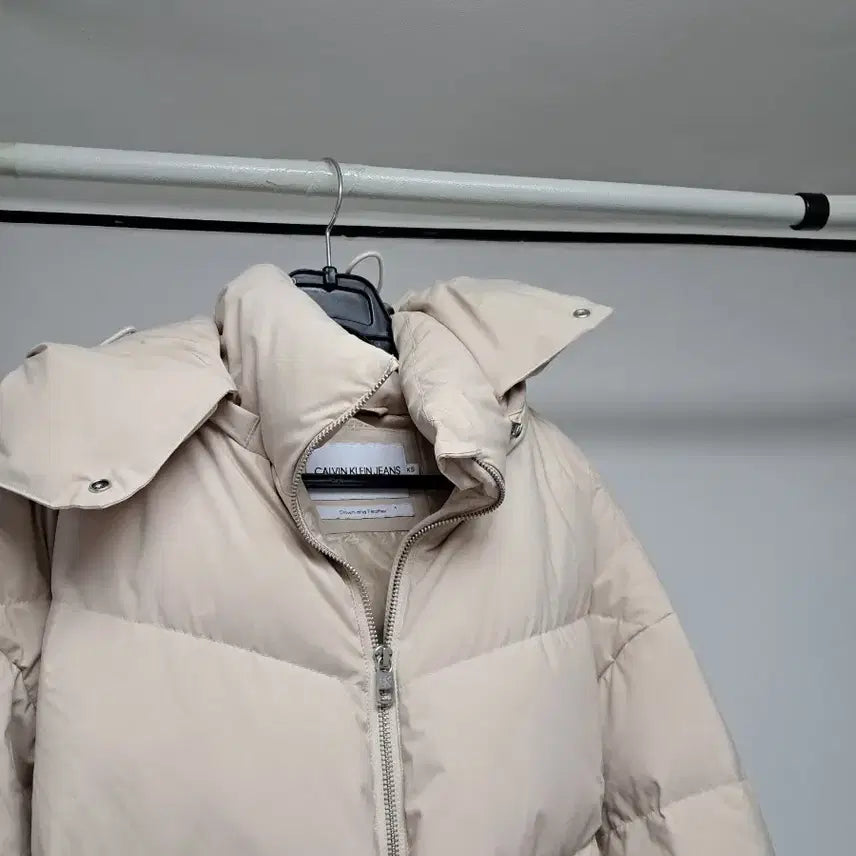 [BUNJANG] Calvin Klein Belted Puffer Jacket / 캘빈클라인 아이보리 벨티드 푸퍼 패딩캘빈클라인 벨티드 여성 패딩