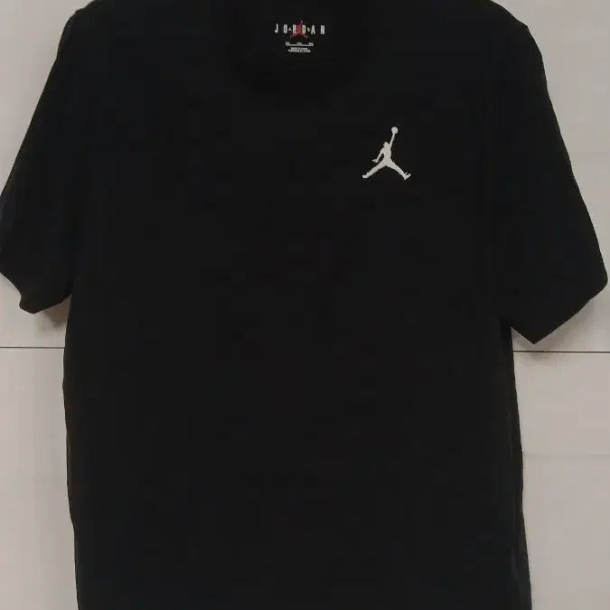 [BUNJANG] Jordan Black T-Shirt / 조던 블랙 반팔 티셔츠 3XL 작게나와 실측은 2XL  105-108정도