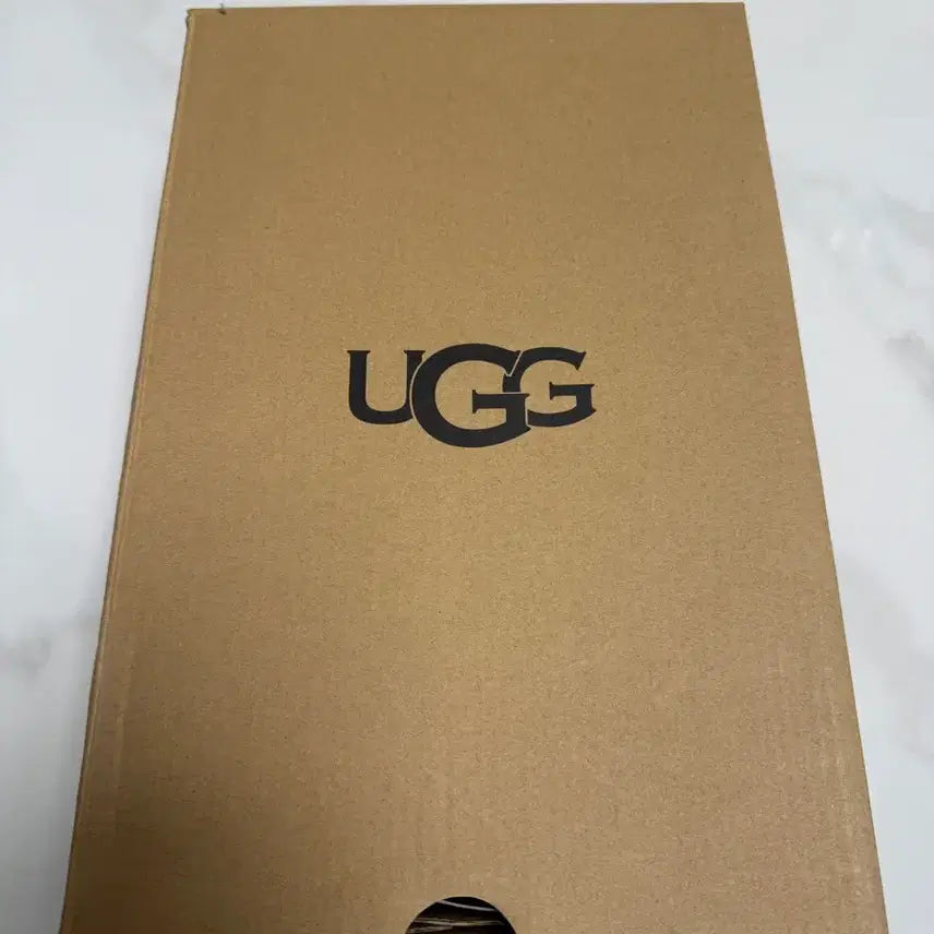 [BUNJANG] UGG Coquette 240 / [1회실착] 어그 코케트 240