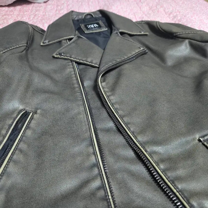 [SOLD OUT] 자라 브라운 레더 라이더 자켓 105