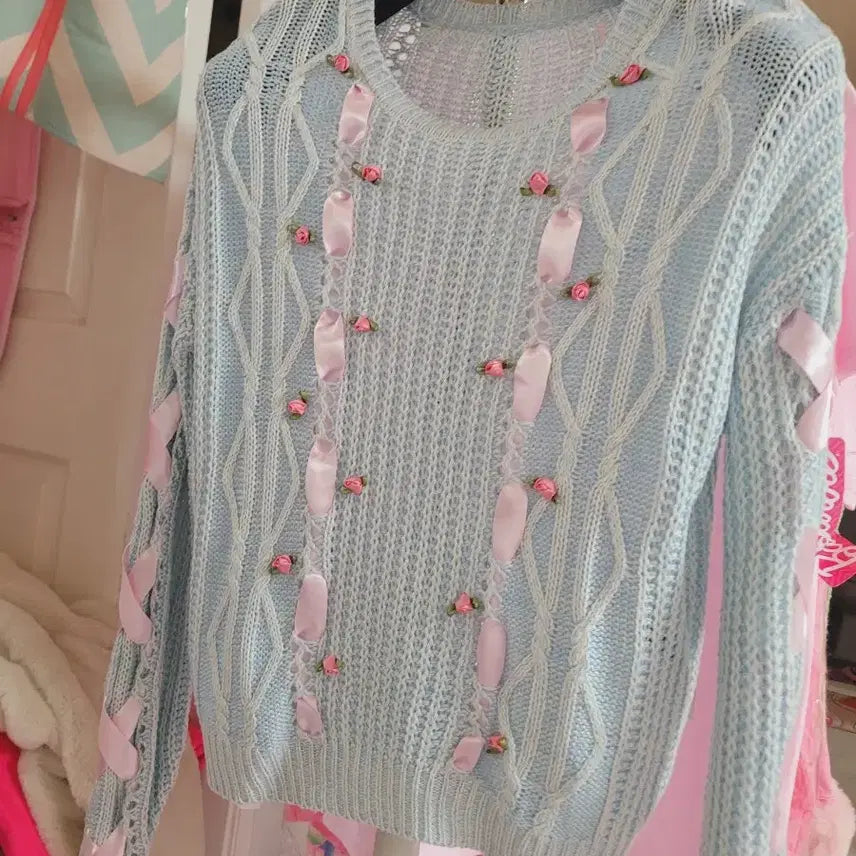 [BUNJANG] Blue Lace Ribbon Embellished Knit / 수입레이스 리본 장식 하늘색 니트