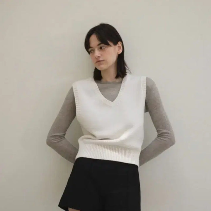[BUNJANG] Tanat Knit Vest Ivory / 타낫 니트 베스트 아이보리