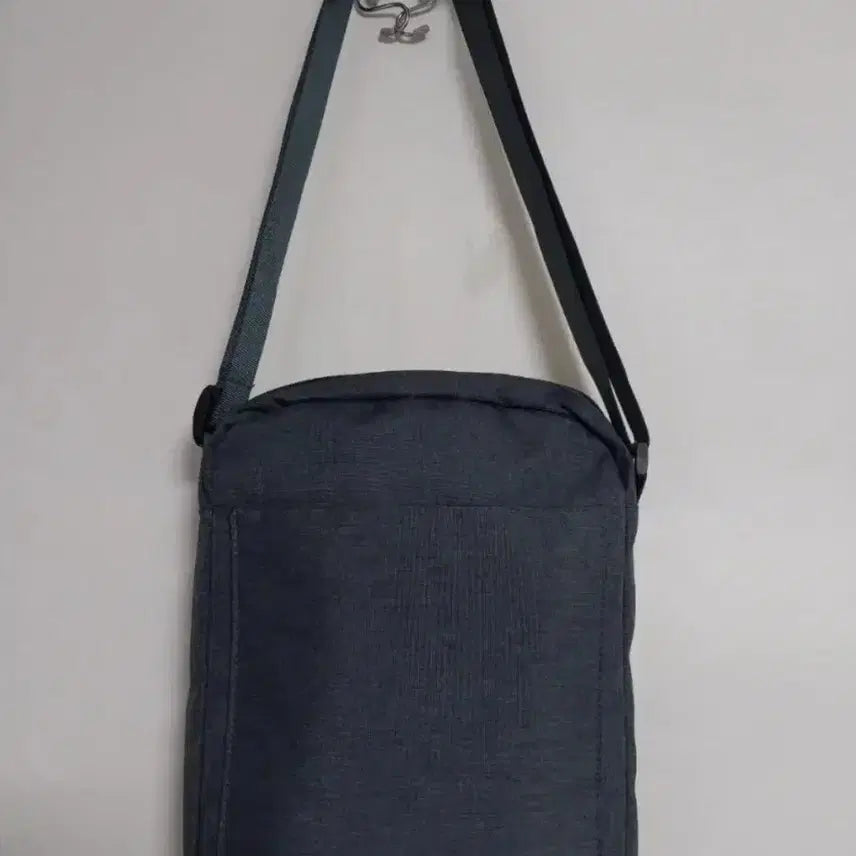 [BUNJANG] Delsey Crossbody Bag / 남녀공용 델시(Delsey) 크로스가방