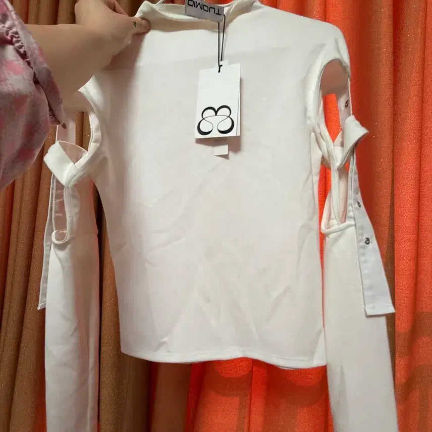 [BUNJANG] Tuomio White Top & Pants Set / 뚜오미오 화이트 상의, 팬츠