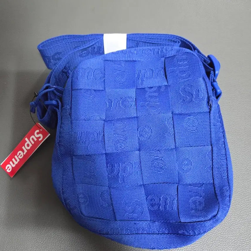 [BUNJANG] Supreme Woven Shoulder Bag Royal - 24SS / 슈프림 우븐 숄더백 로얄 - 24SS