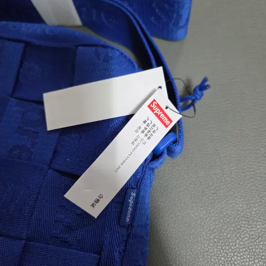 [BUNJANG] Supreme Woven Shoulder Bag Royal - 24SS / 슈프림 우븐 숄더백 로얄 - 24SS