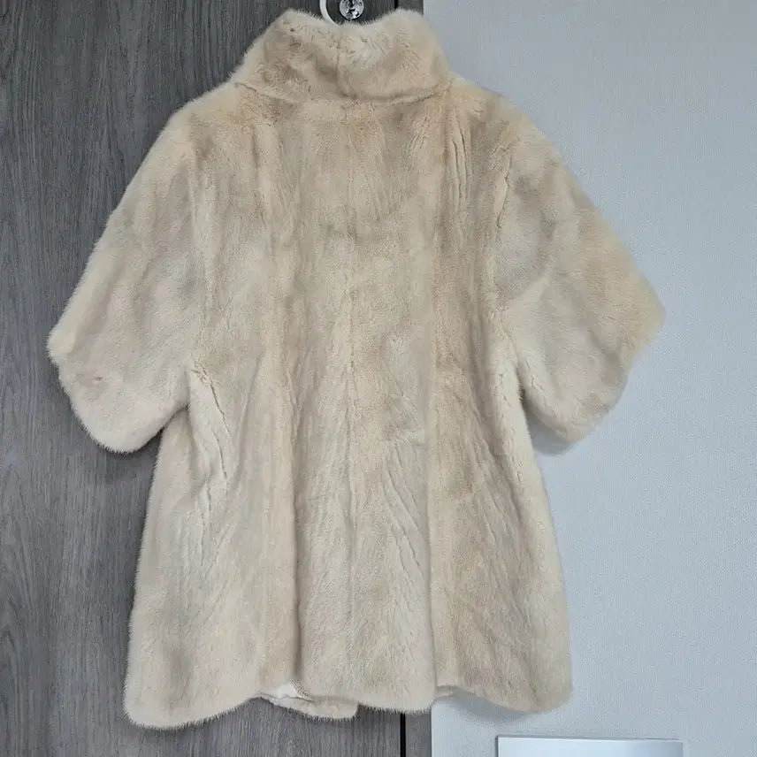 [BUNJANG] Mink Coat Pearl Beige / 진도 반팔 밍크 코트 펄베이지