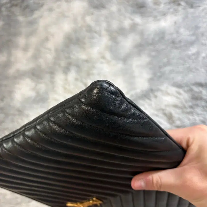 [BUNJANG] OS YSL Monogram Clutch / [OS] 입생로랑 모노그램 클러치 금장