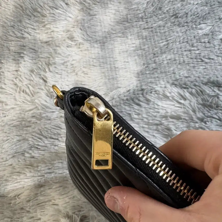 [BUNJANG] OS YSL Monogram Clutch / [OS] 입생로랑 모노그램 클러치 금장