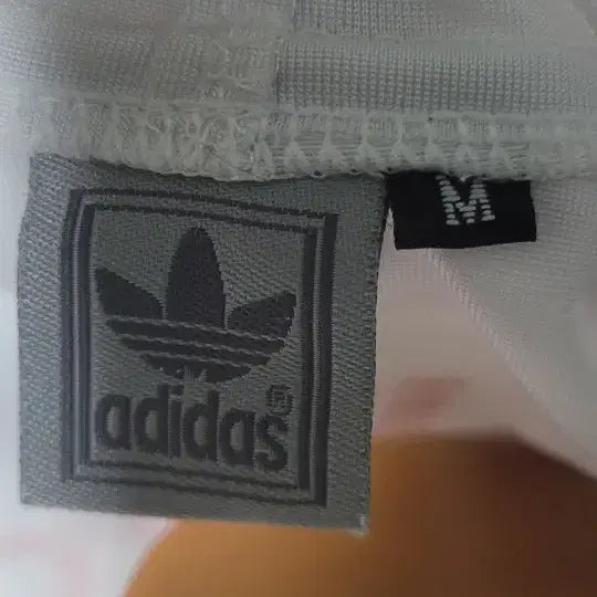 [BUNJANG] Adidas White Pink Short Sleeve Hoodie Zip-up (Size M) / 아디다스 화이트 핑크 반팔 후드 집업 M