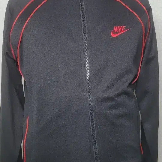 [BUNJANG] Nike Black/Red Line Zip-up Jacket (Size 95) / 나이키 블랙/레드 라인 집업 자켓 95