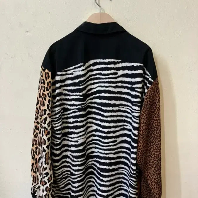[SOLD OUT] Le CAVIAR Animal  셔츠