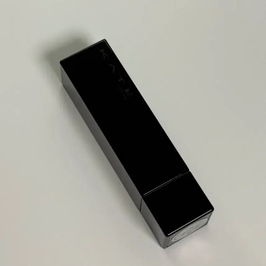 [BUNJANG] Kate Sakura Moment Lipstick 104 / 케이트 립 몬스터 한정 104 사쿠라 모먼트