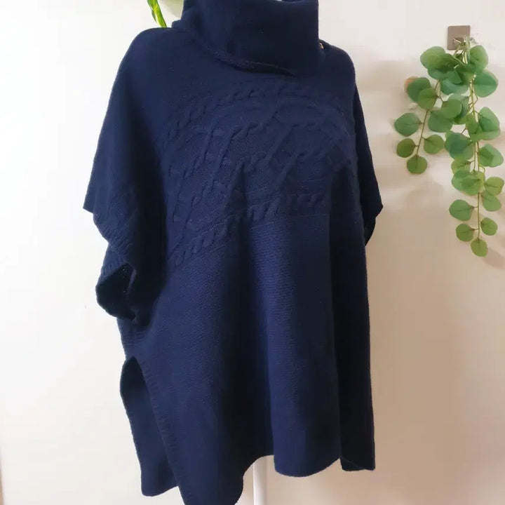 [BUNJANG] Massimo Dutti Wool Knit Cape / 마시모두띠 이태리원단 케이프 55~88 야크가죽벨트 울니트망토 네이비