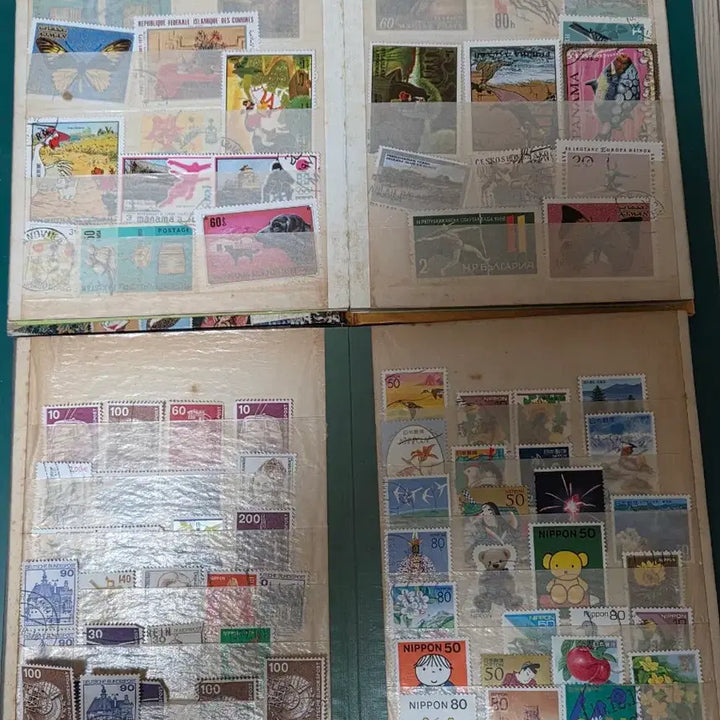 [BUNJANG] Vintage Stamp Collection Album (Set of 2) / 오래된 빈티지 우표 수집 앨범 2권