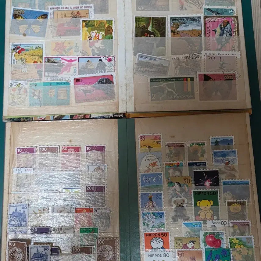 [BUNJANG] Vintage Stamp Collection Album (Set of 2) / 오래된 빈티지 우표 수집 앨범 2권