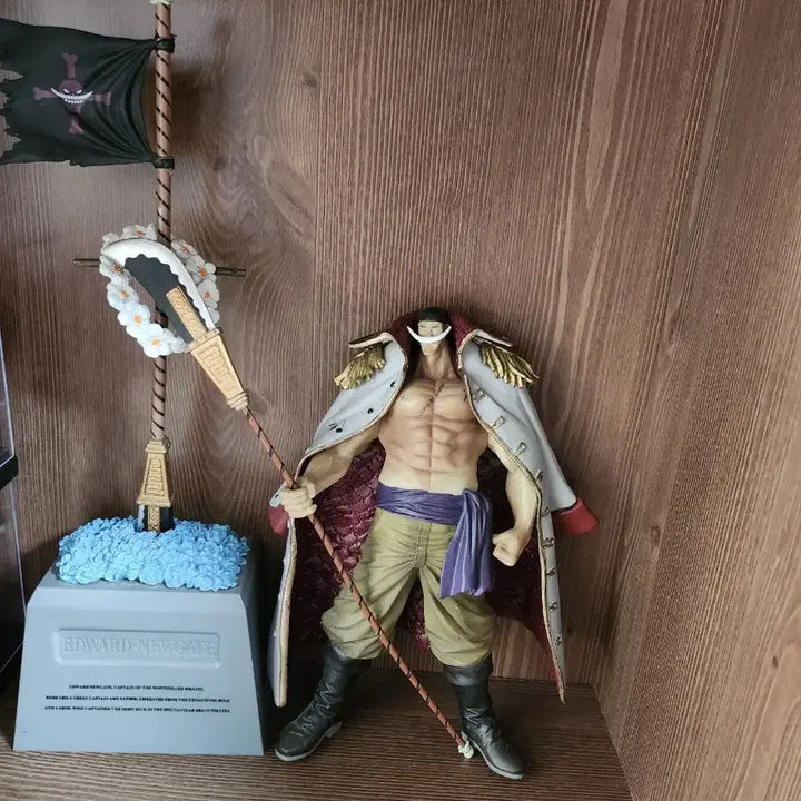 [SOLD OUT] 원피스 흰수염  피규어 싸게 팔아요