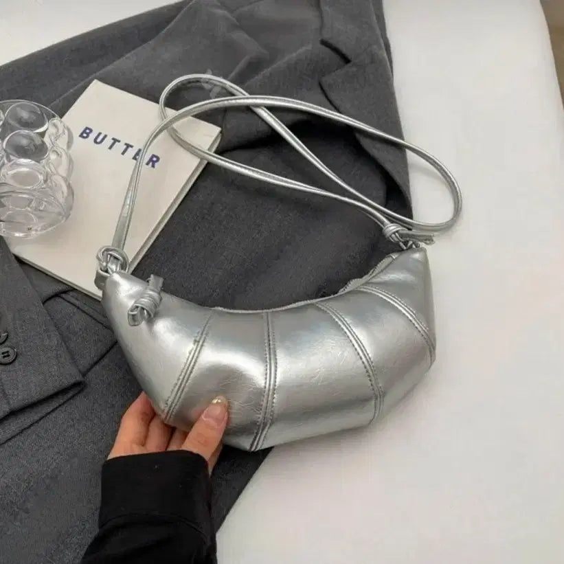 [BUNJANG] Wasan Asang Cross Shoulder Hobo Bag / 여성 크루 와상 아상 크로스 숄더 호보백 포춘 소지품 미니 반달 실버가방