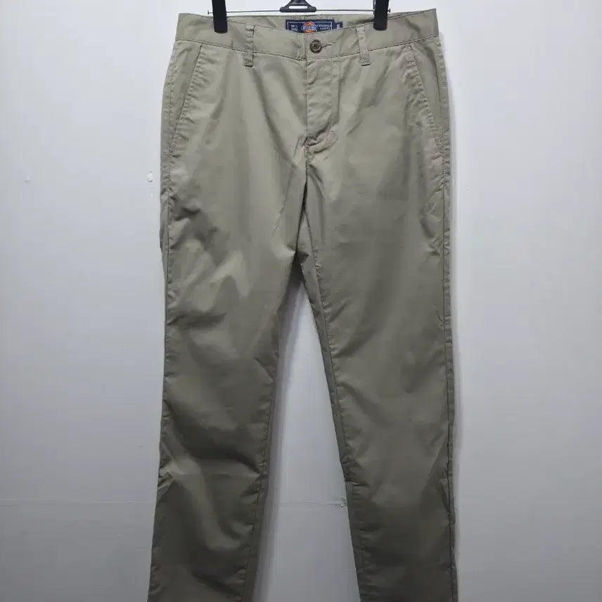 [BUNJANG] DKZ Beige Pants (30 inch) / 디키즈 베이지 면바지 30 인치 그레이