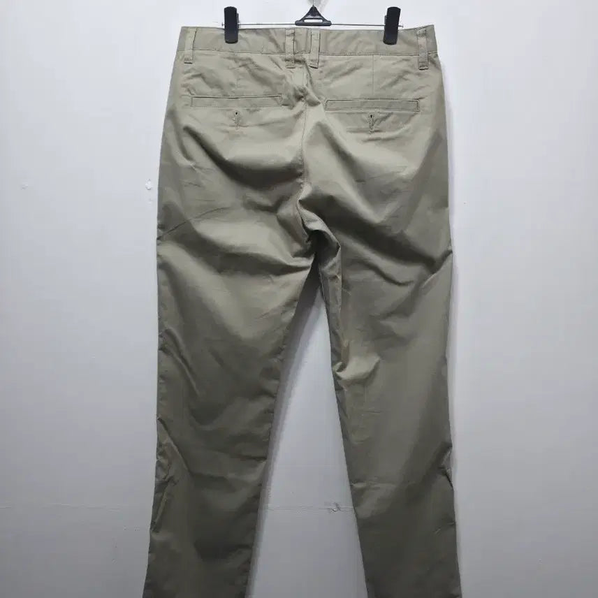 [BUNJANG] DKZ Beige Pants (30 inch) / 디키즈 베이지 면바지 30 인치 그레이