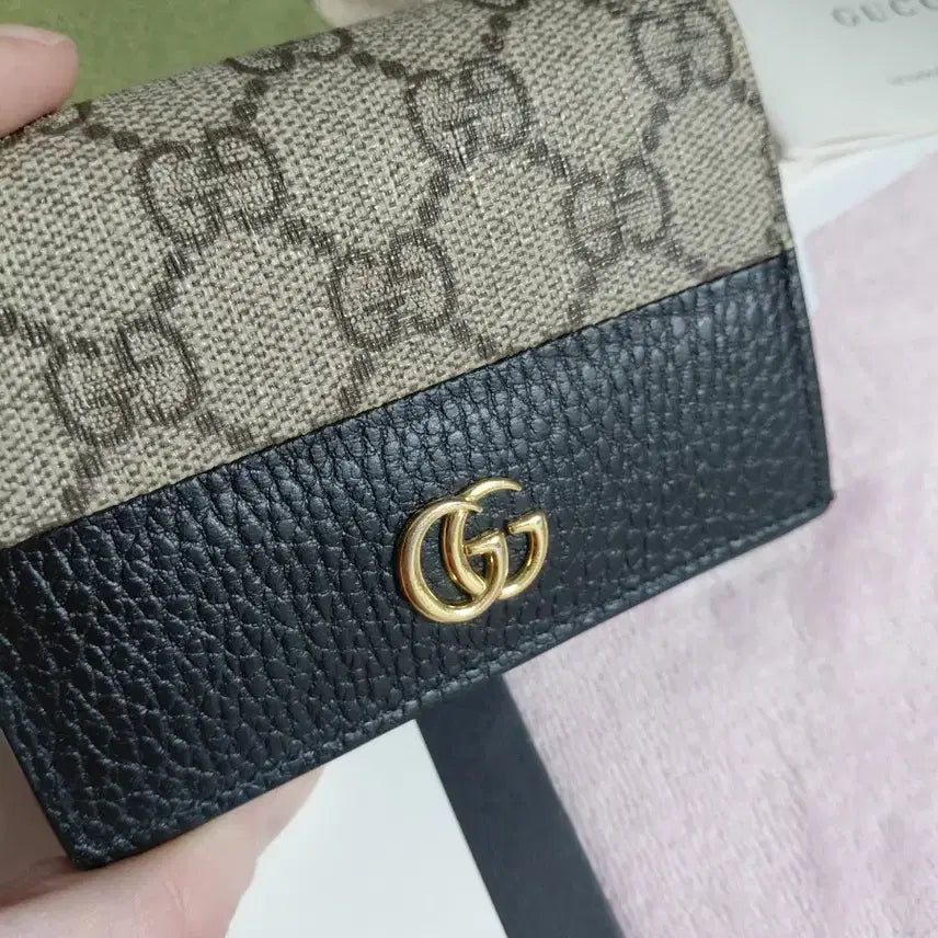 [BUNJANG] Gucci GG Supreme Bifold Wallet (Black) / 새제품급) 구찌 GG수프림 반지갑 블랙