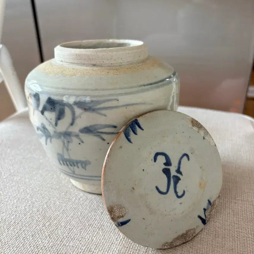 [BUNJANG] Haeju Celadon Porcelain Jar with Lid / 뚜껑있는 해주도자기