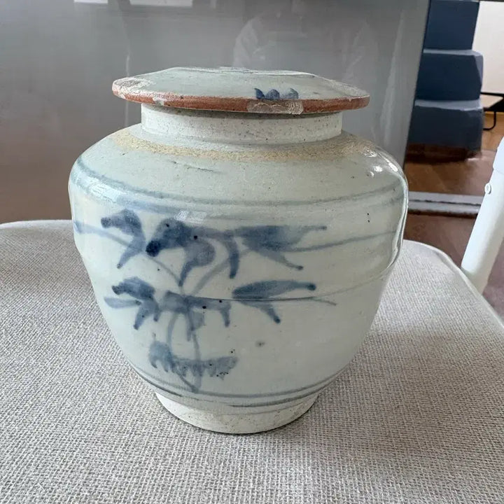[BUNJANG] Haeju Celadon Porcelain Jar with Lid / 뚜껑있는 해주도자기
