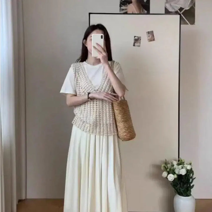 [BUNJANG] Knitted Vest Top / 여성 꼬임 뜨개 그물 레이스 루즈핏 비치웨어 레이어드 니트 조끼 베스트