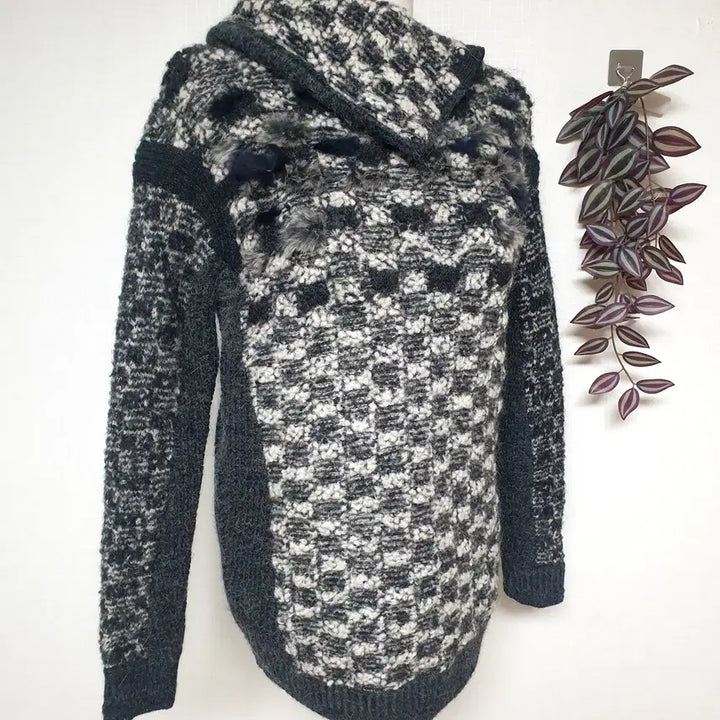 [BUNJANG] System Rabbit Fur Mohair Turtleneck Knit 66 Gray Check / 한섬 시스템 래빗퍼 모헤어 터틀넥니트 66 그레이체크