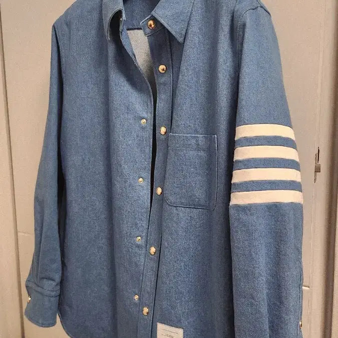 [BUNJANG] Thom Browne Washed Denim Shirt Jacket / 톰브라운 워시드 데님 셔츠 자켓
