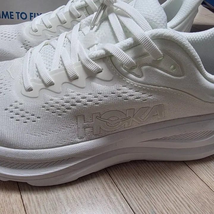 [BUNJANG] All White Sneakers / 호카 올화이트 운동화