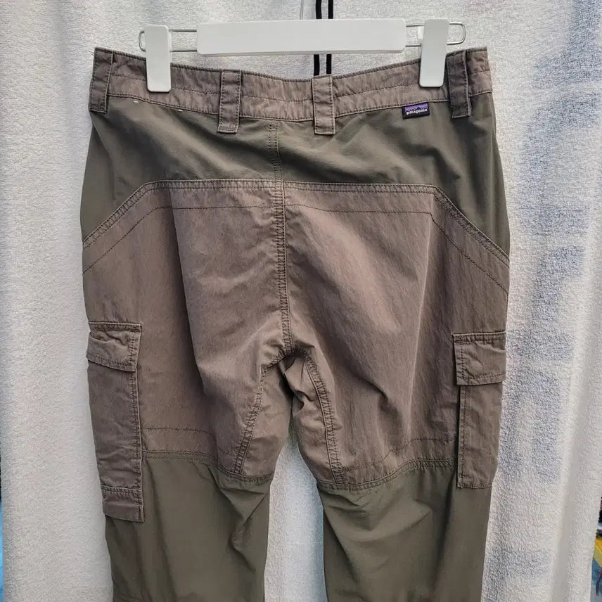 [BUNJANG] Patagonia Cargo Pants / 파타고니아 카고바지
