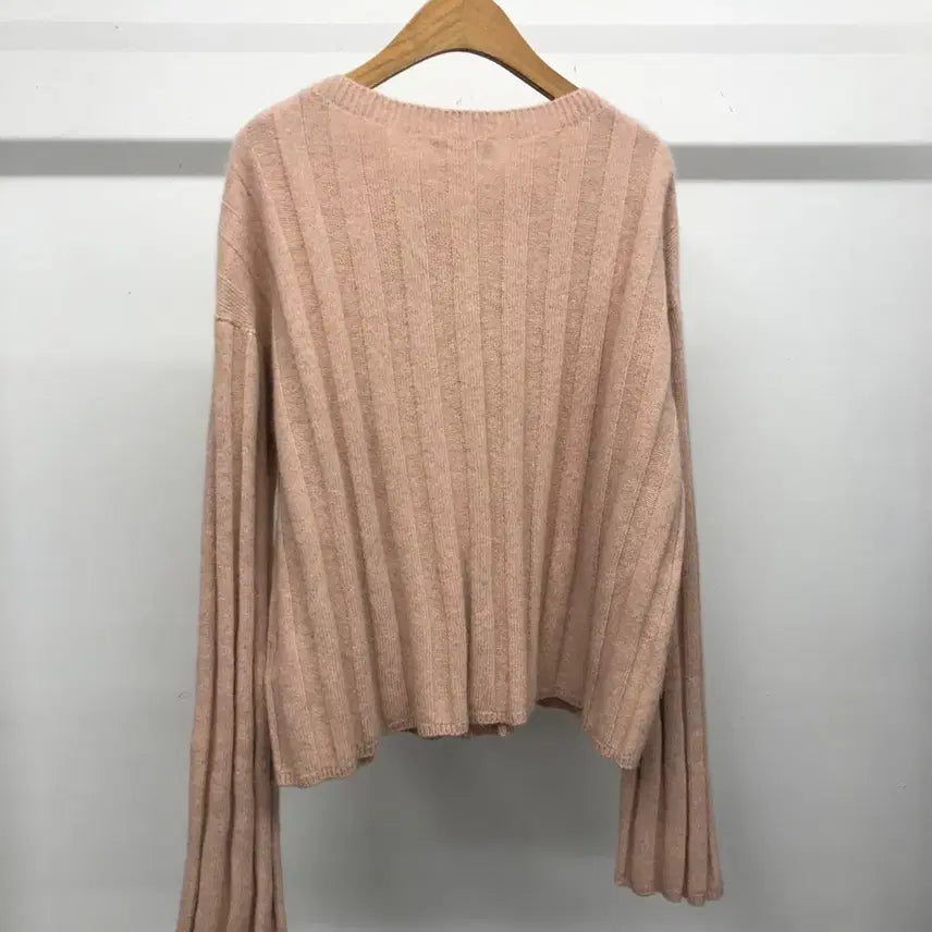 [BUNJANG] OAH Fox Wool Flare Knit 38 / OAAH 폭스 울 플레어 니트 38사이즈