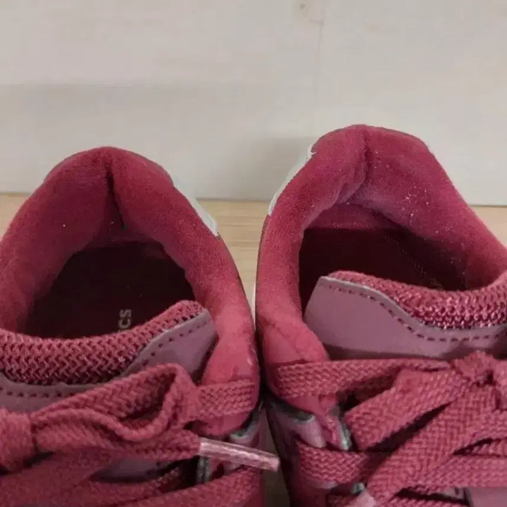 [BUNJANG] Women's Burgundy Sneakers (245) / 여성 프로스펙스 버건디 운동화 (245)