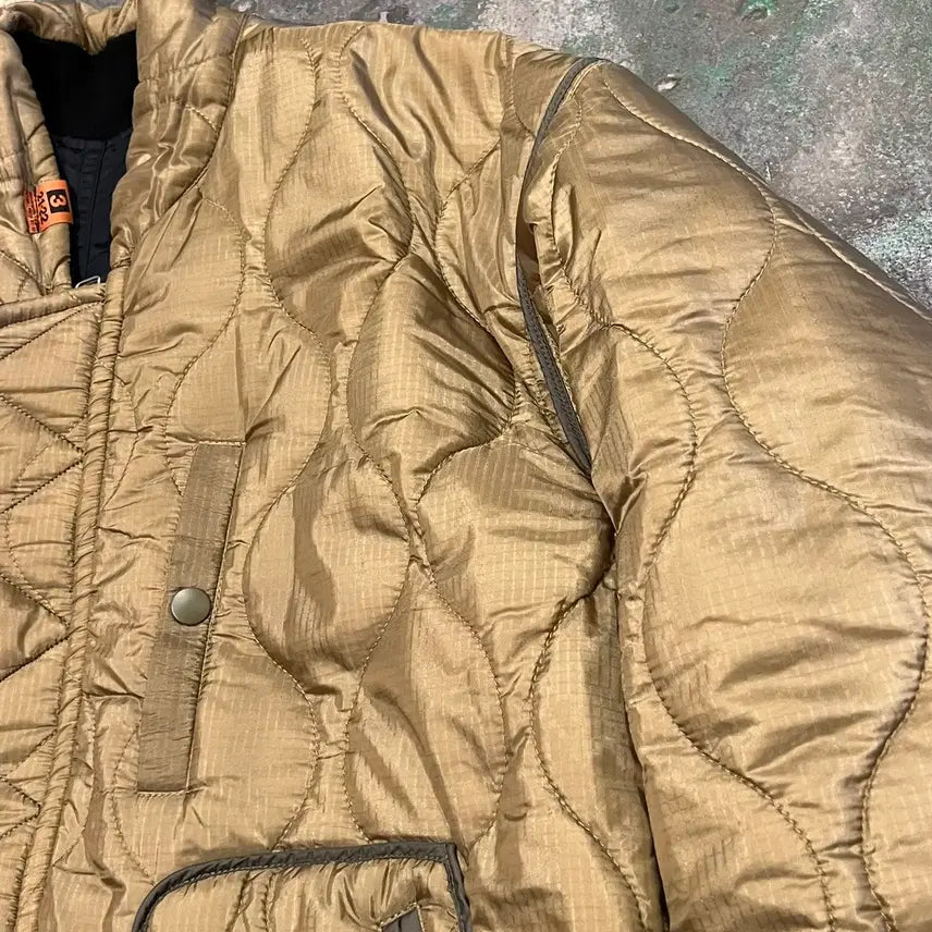 [BUNJANG] Mihara Yasuhiro Reversible MA1 Quilted Jacket / [48] 미하라야스히로 리버서블 MA1 퀼팅 자켓 A07BL052