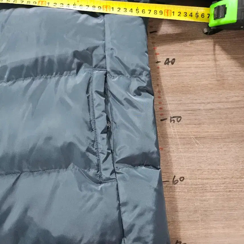 [BUNJANG] Unknown L Padded Jacket / 스프리스  청녹색 패딩 L