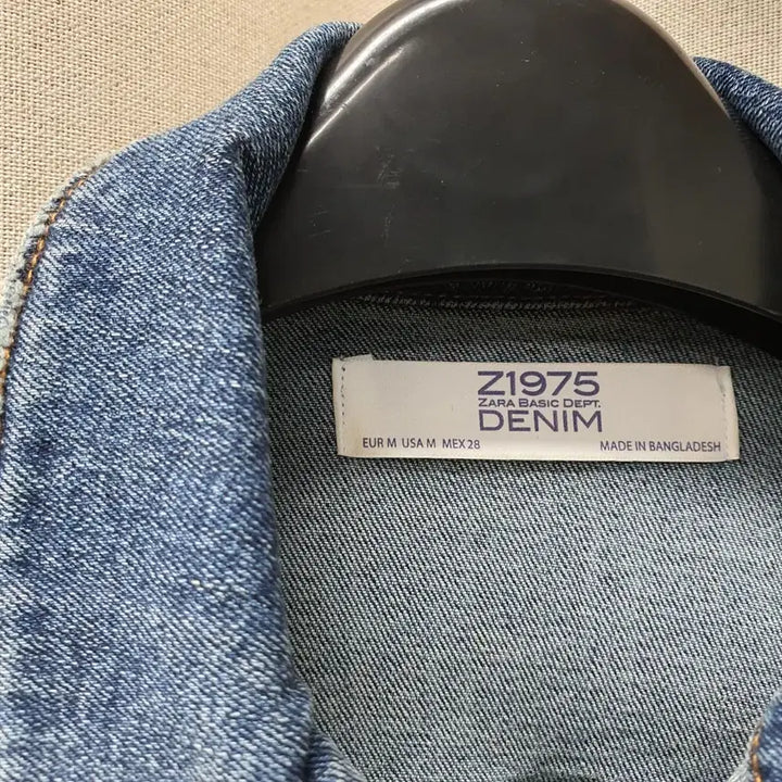 [BUNJANG] ZARA Denim Jacket / ZARA 자라 데님 간절기 청자켓